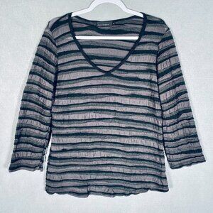 Cut loose Top Womens M Gray Rayon Blend 3/4 Sleeve Blouse Artsy Textured